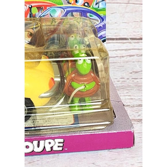 Vintage 1999 The Chevron Cars Casey Coupe Collectible - Features Eyes Move Side - Picture 3 of 16